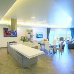 Karon beach Stylish large 2BR with Sea View