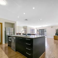 Entire 4 bedroom house in Werrribee, Australia
