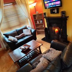 Cozy 2 bedroom House, Castlebar Town, near to Westport, Achill & Clifden