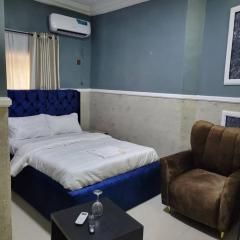 International Royal Hotel