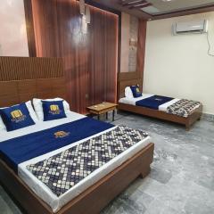 taj cafe and guest house islamkot
