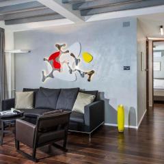 Modern Two Bedroom Central Apartment