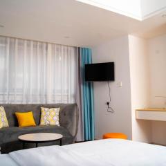 Laurel Hill Suites