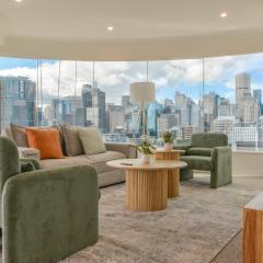 Harbourview & City Skyline Luxury 3BR Retreat