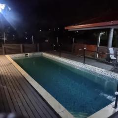 Bright & Spacious 3BR & Pool