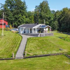 Awesome Home In Värnamo With Lake View