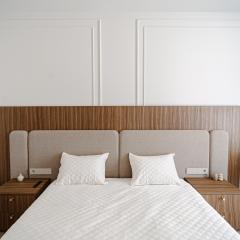 Stylish Downtown Stay