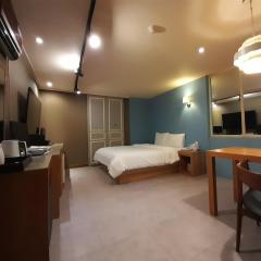 Rosemari Hotel