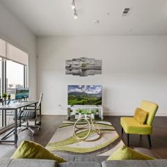 City View 1BR I Gym I Free Parking I Workspace