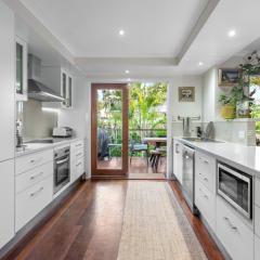 Tranquil Hideaway in Redcliffe