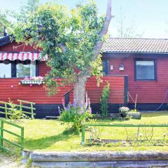Scenic Lakeside Cottage-By Traum