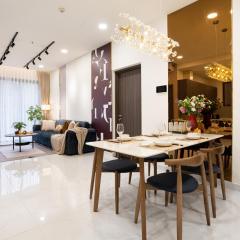 Luxury 3BR Apartment 121m - Resort Pool & Gym - Near Aeon Mall