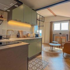 Charmant 2 pièces rénové avec vue mer