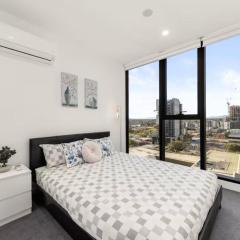 Box Hill Ensuite Apartment