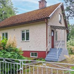 Stunning Home In Mariannelund With Wifi