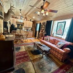 Little Bear Tiny Cabin