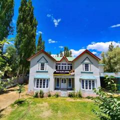 Rus Olive Lodge Skardu