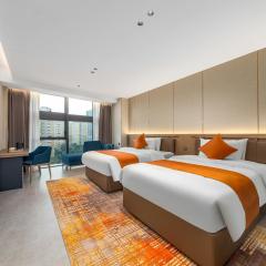 Alice International Hotel