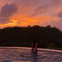 Kelingking Parama Resort