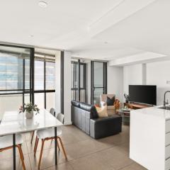 13 mins to CBD - 2BR Retreat Ashfield
