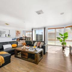 Spacious 4BR 2bath Family Home near Casey Central
