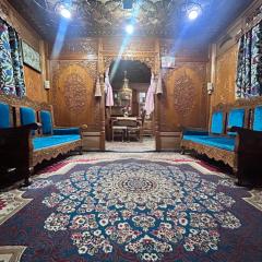 Haleem group of houseboat