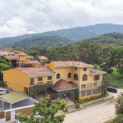 Apart Hotel La Cordillera