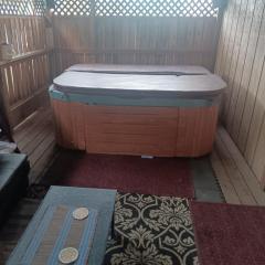 Hot Tub with King Bed