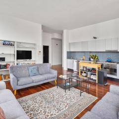 Top Floor Warehouse Haven in Surry Hills Sydney