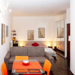 Casa di Flo - Medieval City Centre with WiFi & AC