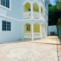 Aristo Oasis, Luxury Guest suite in Santa Cruz