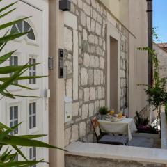 Luxury City Center Apartments
