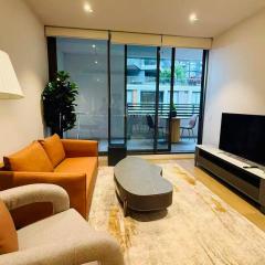 Darling Harbor living - Sydney 2 beds condo pool