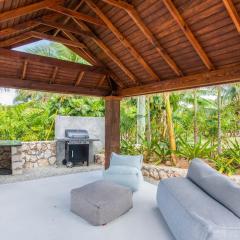 The Mastic Cana Luxury Cottage