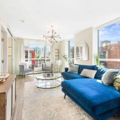 Stylish 2 Bedroom Suite Near Downtown and Gastown