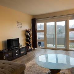 Modern Suite 1 BDR Guest Room