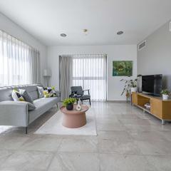 Shoreline Urban Suite