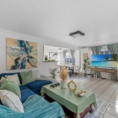 Entire Private 4-Bedroom w Garage & Gated Yard, Near San Diego Gaslamp, Beach, Available Now