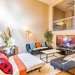 Entire Private 3-BR Townhouse with Garage Parking near San Diego Gaslamp, Available Now
