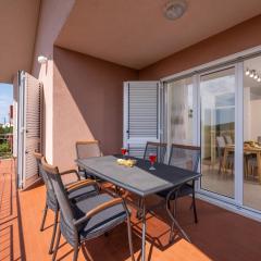 Apartment Rubina, 2 bedrooms, big terrace and secure parking