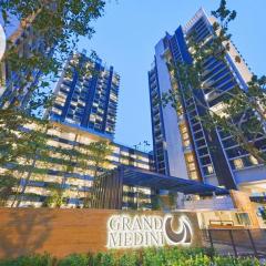 Grand Medini by RR JBcity
