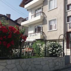 Mira Guest House