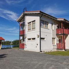 Apartment with sauna in Ranua on the lake