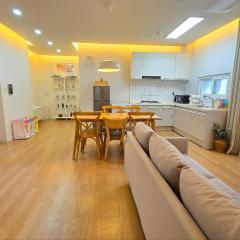 A Bridge House 2A-1