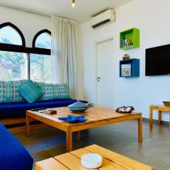 La Luna Luz 1BR Apt w Balcony by the Bahsa Sea