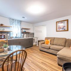 Charming Apartment Mins To Airport & Downtown