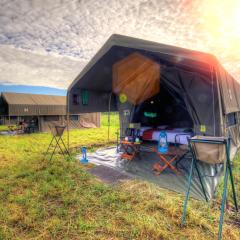 卡南加特殊帐篷营地