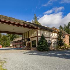 Packwood Lodge & Cabins