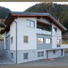 亚历山德拉公寓酒店