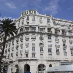 PALAIS MIRAMAR 65 BD DE LA CROISETTE CANNES